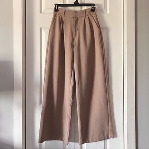 Abercrombie High Rise Sloane Tailored Pant